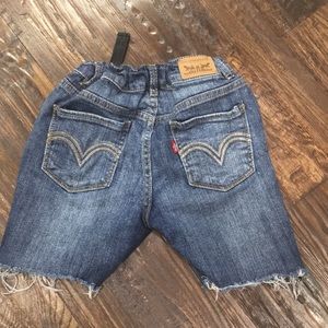 Levi’s Girls Cut Off Shorts - Size 10